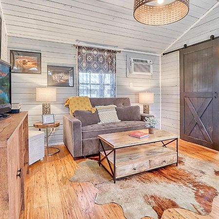 Creekside Cabins - The Texan Wimberley Zewnętrze zdjęcie